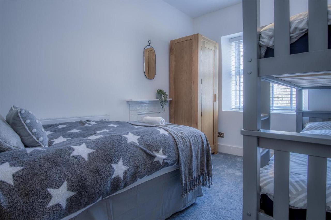 Hawtree Cottage - 2 Bedroom Cottage - Tenby Kültér fotó