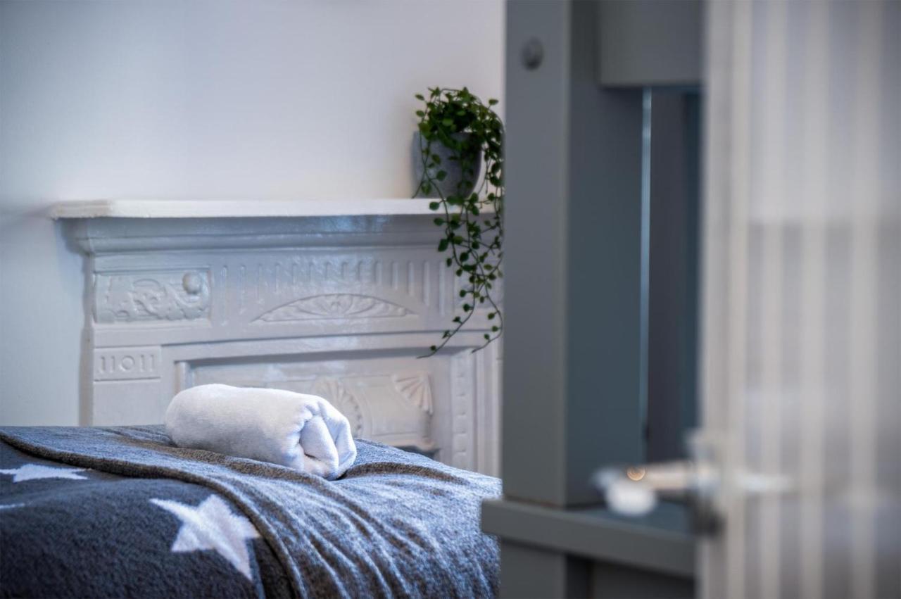 Hawtree Cottage - 2 Bedroom Cottage - Tenby Kültér fotó